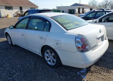 2006 Nissan Altima 2.5 S из США, поврежденный, VIN 1N4AL11DX6N320950
